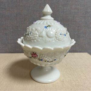 Vintage Westmoreland Milk Glass Hand Painted Roses Bows Candy Bowl With Lid